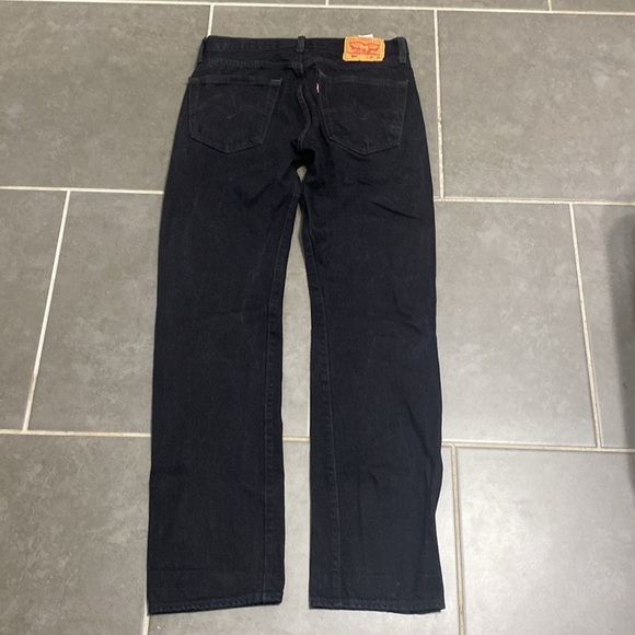 Levi’s button fly 501 jeans. 32x34 - Picture 5 of 5